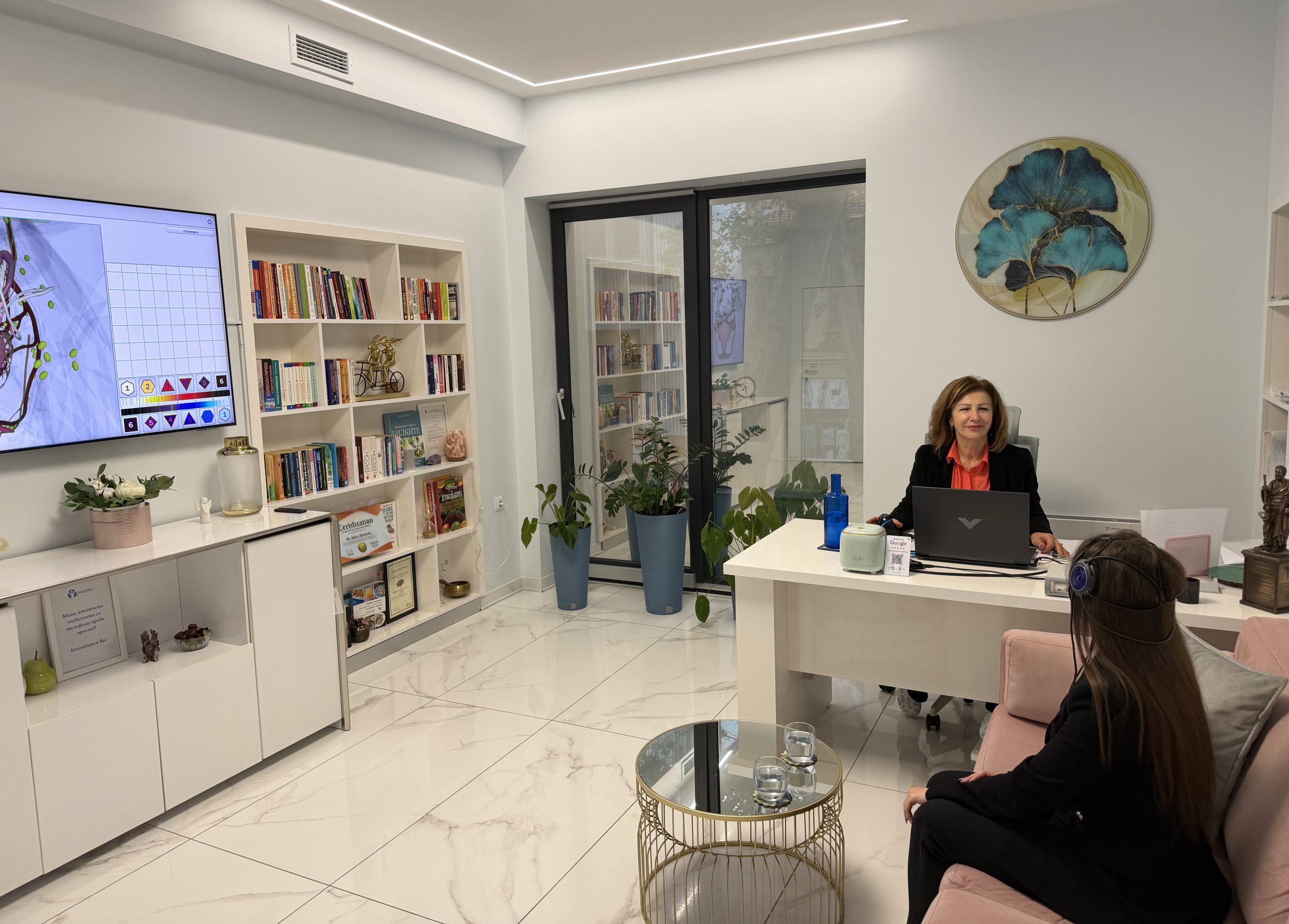 Биорезонансна диагностика с Metatron Hospital в кабинета на д-р Хаджиева